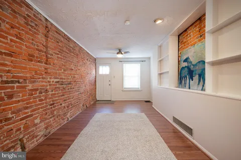 $268,000 | 1422 North Lincoln Street, Wilmington, DE 19806
