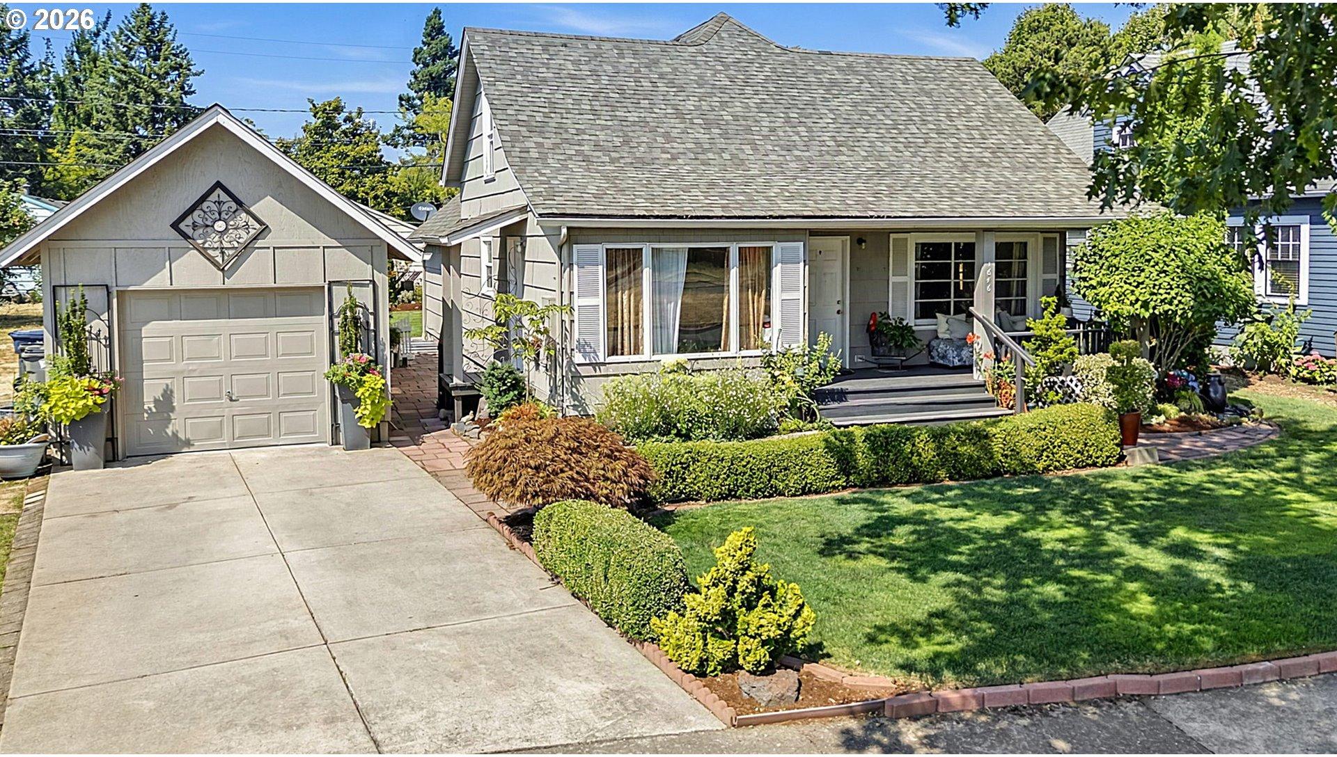 1646 H Street Springfield, OR 97477 - Photo 2 of 45 Gallery Image 2