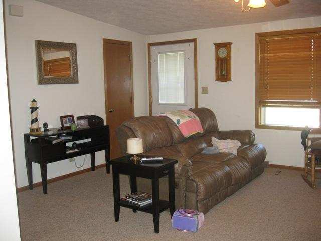 1226 West Singing Woods Road Edelstein, IL 61526 - Photo 4 of 15 Gallery Image 4