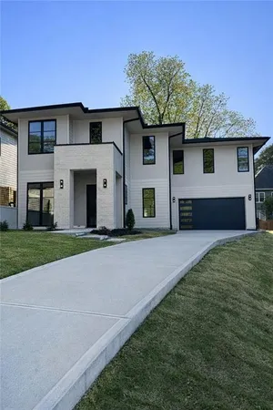 $959,000 | 298 Creighton Avenue, Scottdale, GA 30079