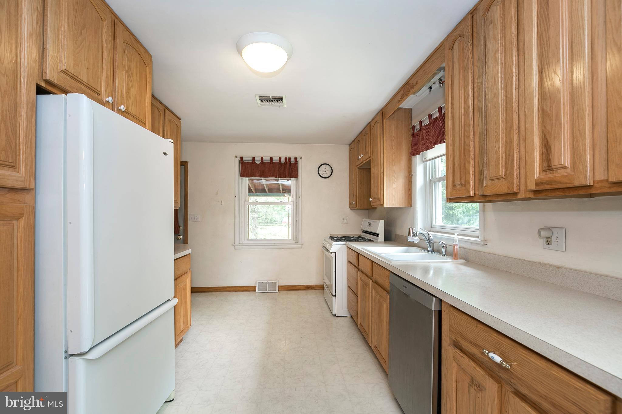 805 South Lewis Road Royersford, PA 19468 - Photo 17 of 26 Gallery Image 17