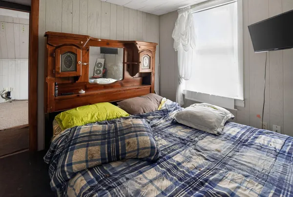 $79,900 | 127 Houlton Street, Patten, ME 04765