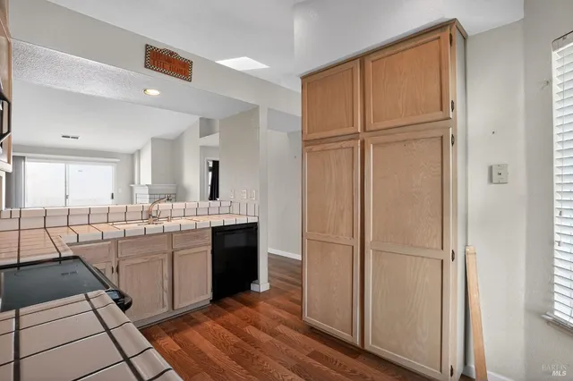 $395,000 | 301 Stinson Street, Vallejo, CA 94591