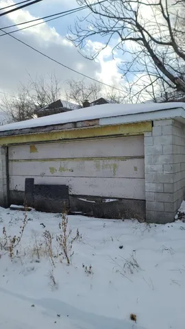 a view of a fireplace
