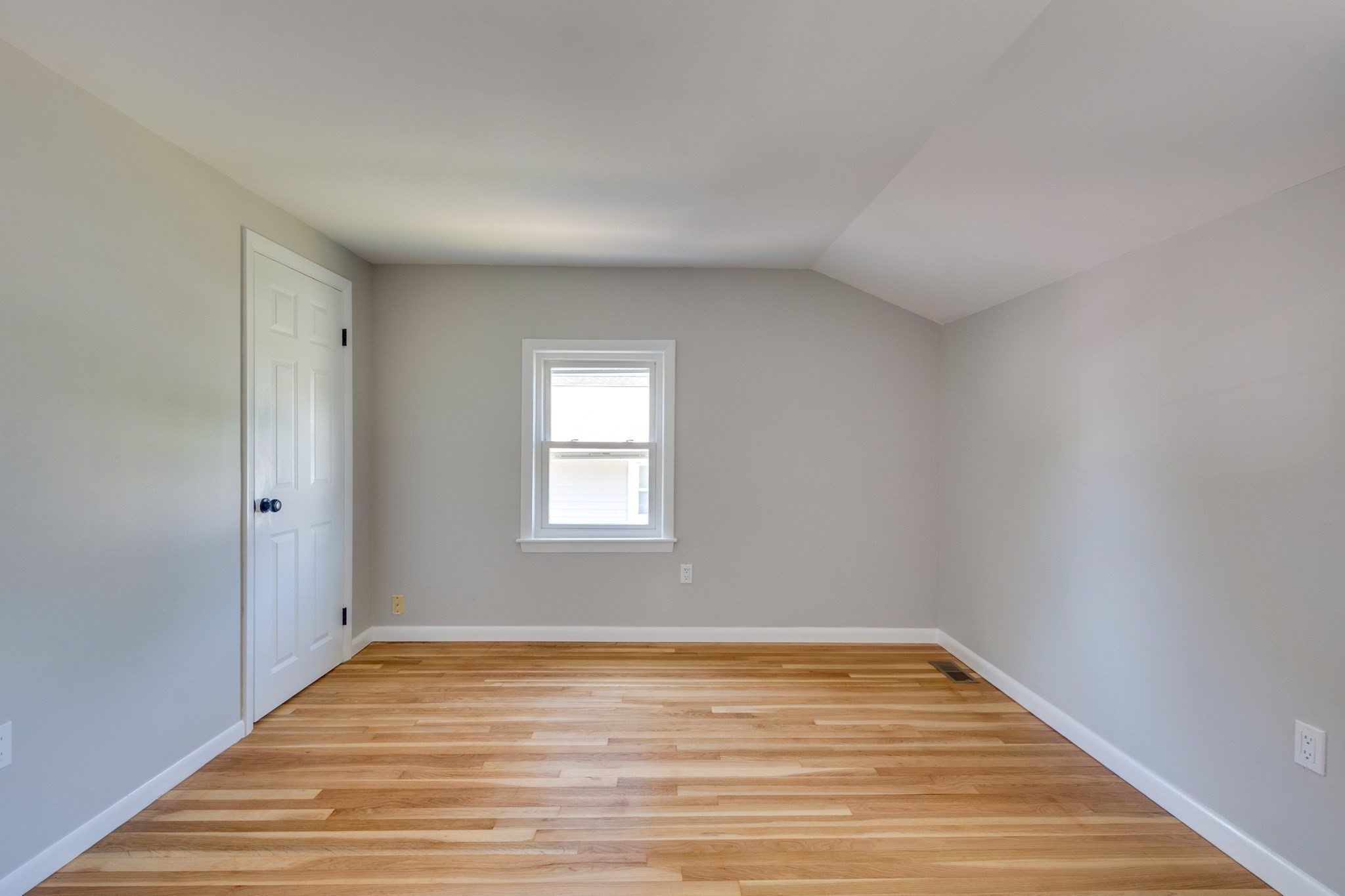 36 Lancaster Road Dedham, MA 02026 - Photo 12 of 19 Gallery Image 12