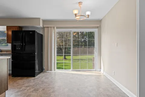 $349,900 | 1718 Hillcrest Drive, Lake Geneva, WI 53147