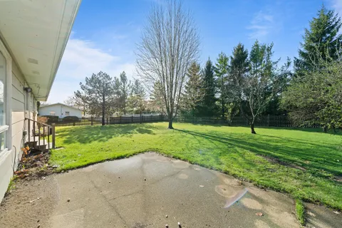 $349,900 | 1718 Hillcrest Drive, Lake Geneva, WI 53147