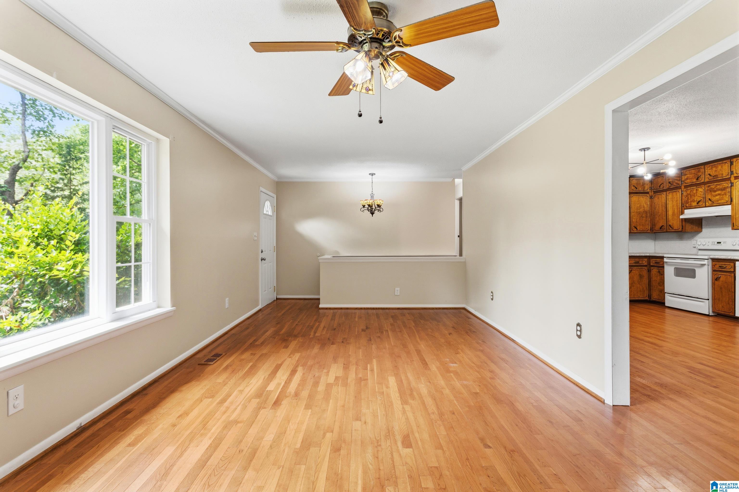 215 Oak Ridge Drive Oneonta, AL 35121 - Photo 8 of 36