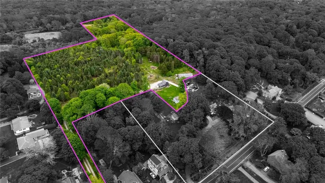 $1,575,000 | 214 Highland Road, Tiverton, RI 02878