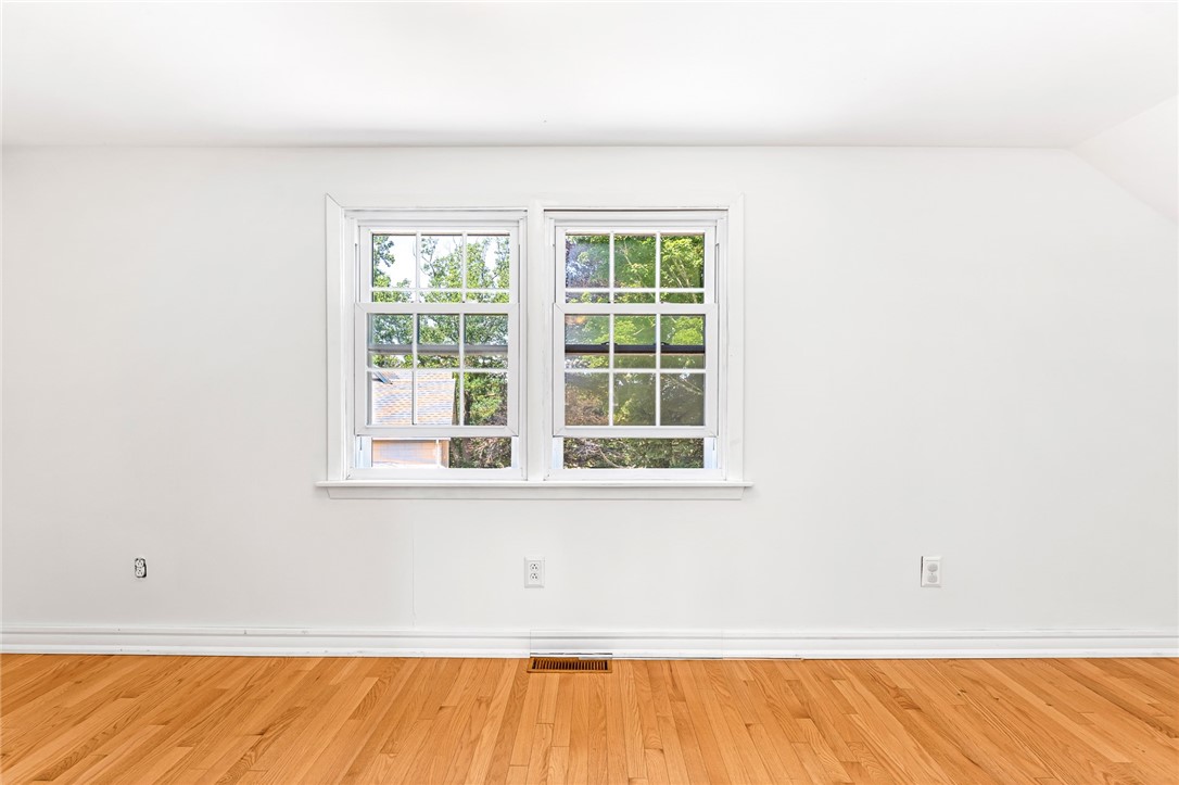 214 Highland Road Tiverton, RI 02878 - Photo 29 of 42