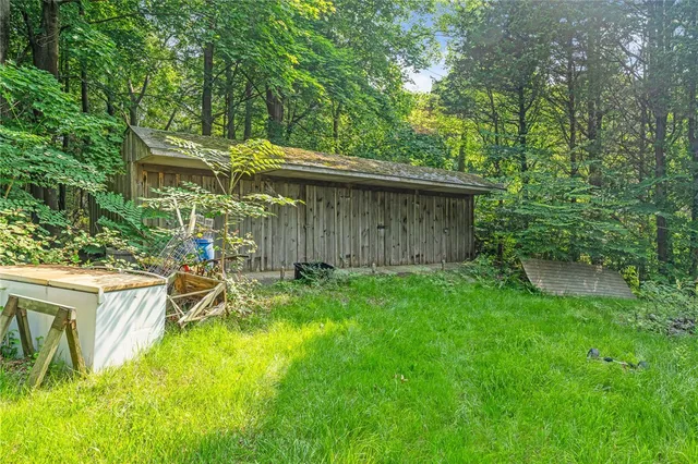 $1,575,000 | 214 Highland Road, Tiverton, RI 02878