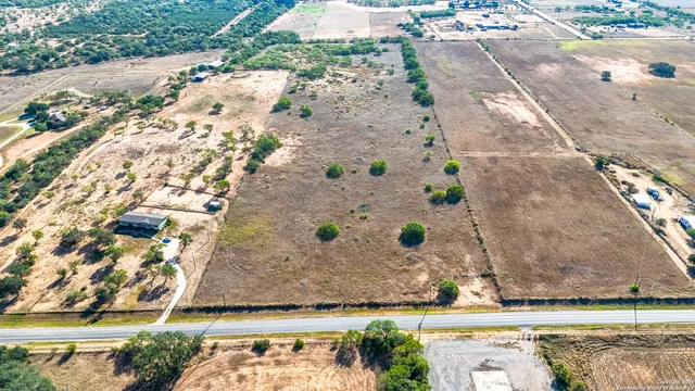 $409,000 | Fm 472nd, Bigfoot, TX 78005