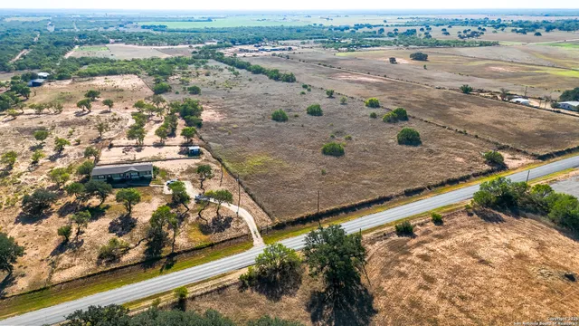 $409,000 | Fm 472nd, Bigfoot, TX 78005