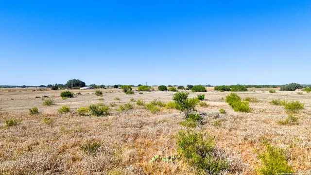 $409,000 | Fm 472nd, Bigfoot, TX 78005