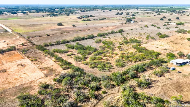 $409,000 | Fm 472nd, Bigfoot, TX 78005