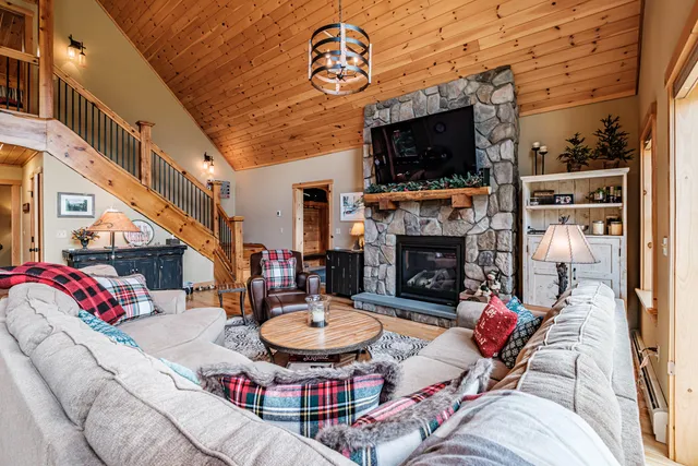 $1,050,000 | 11 Backcountry Drive, Newry, ME 04261