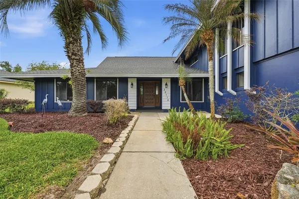 $1,099,000 | 29116 Beauclaire Drive, Tavares, FL 32778