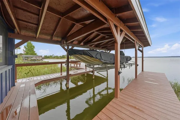 $1,099,000 | 29116 Beauclaire Drive, Tavares, FL 32778
