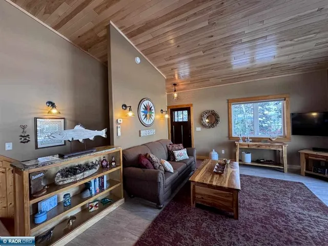 $1,480,500 | 5743 Puncher Point Road, Tower, MN 55790