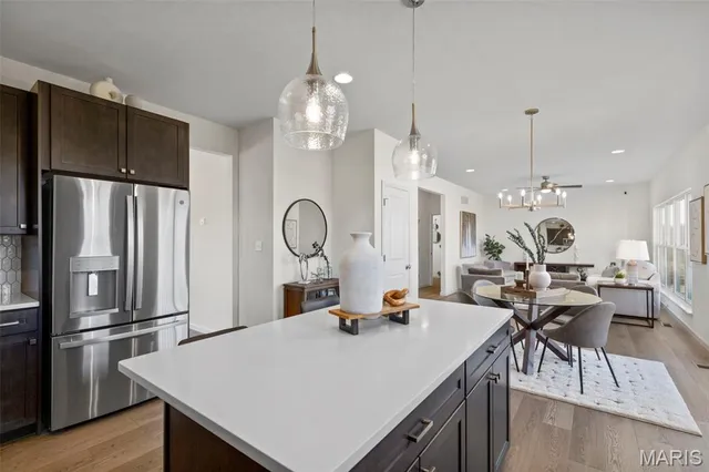 $469,900 | 2 Royal Ii At Louiselle Park, Maryland Heights, MO 63043