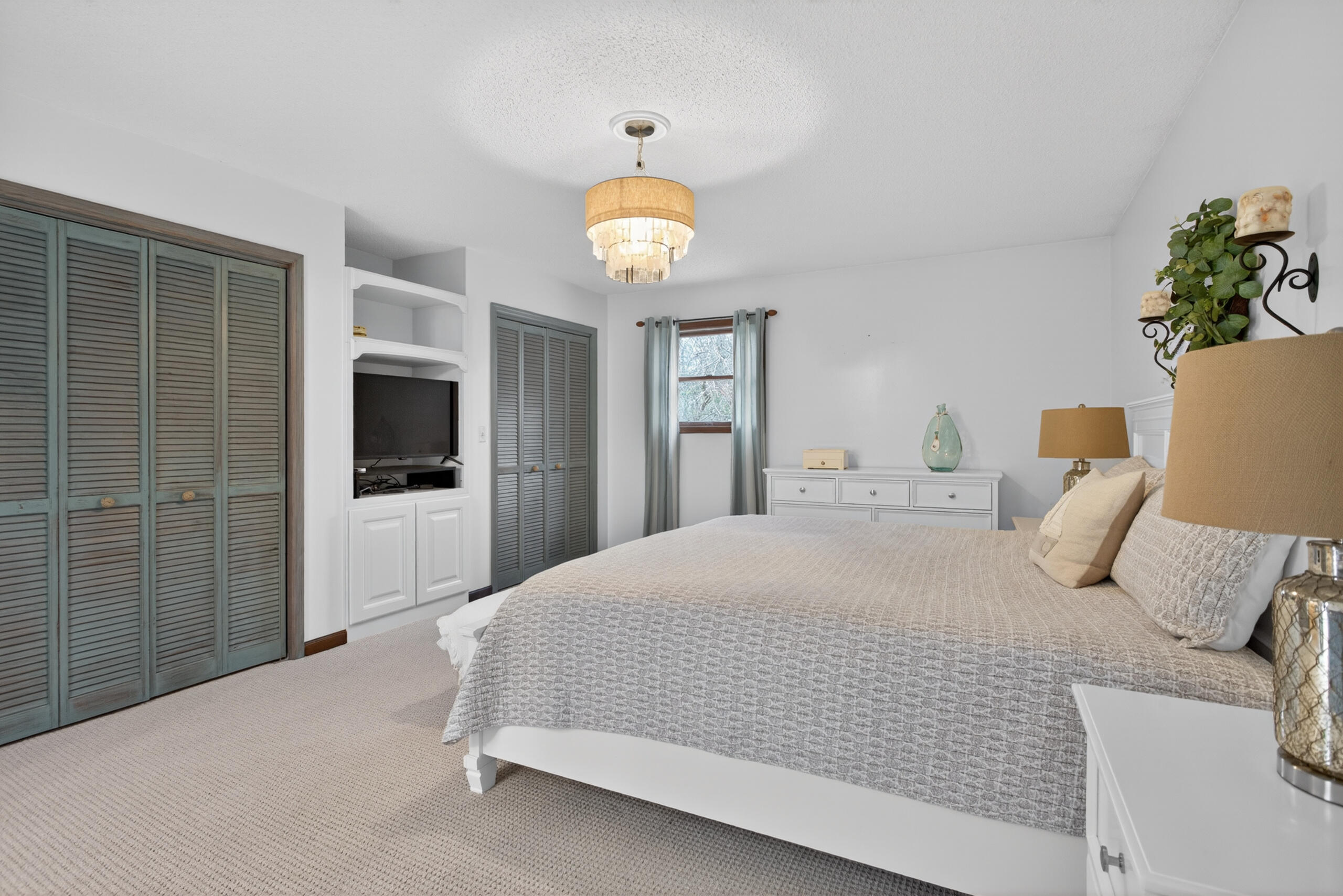 5135 Moscow Road Spring Arbor, MI 49283 - Photo 27 of 65 Main Suite