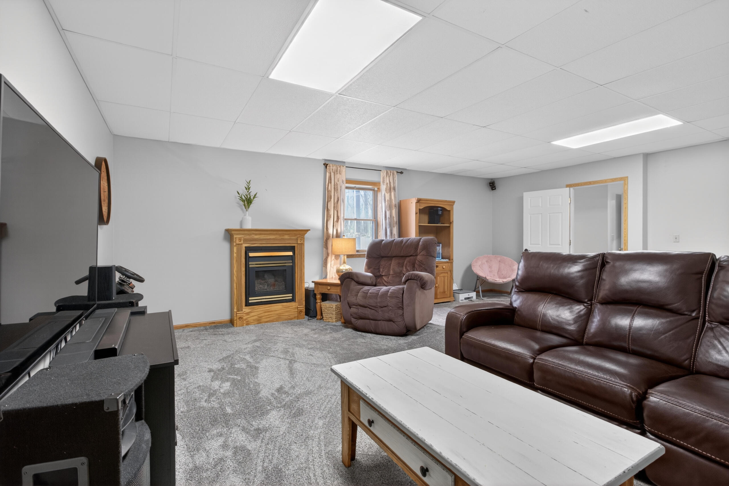 5135 Moscow Road Spring Arbor, MI 49283 - Photo 39 of 65 LL Family room