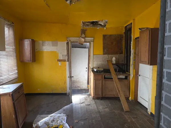 a view of a storage & utility room