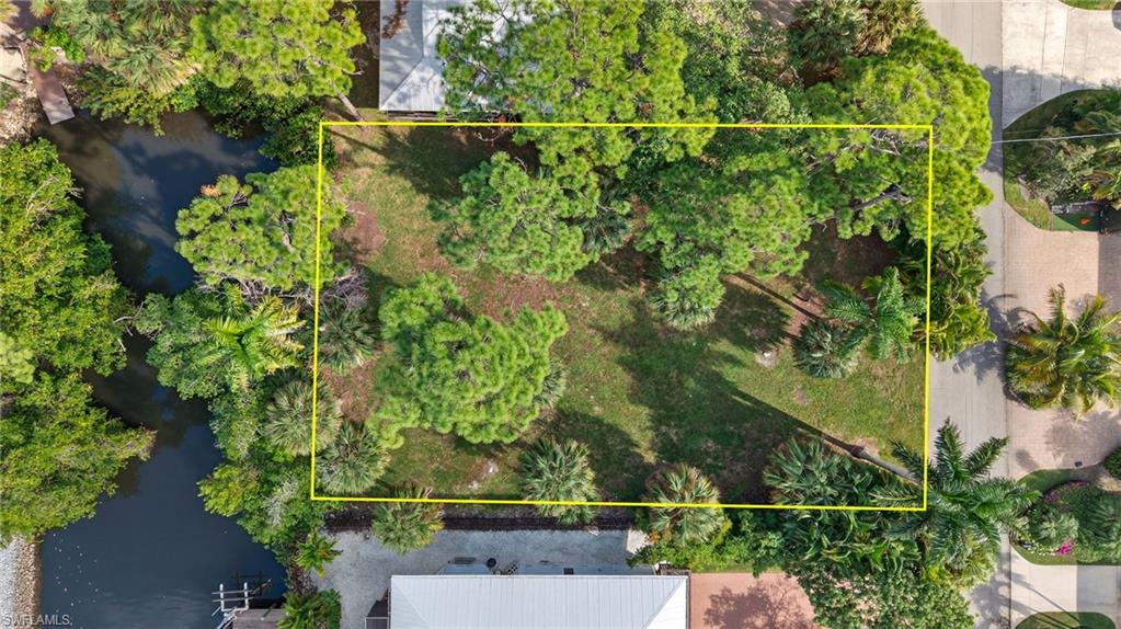 1675 Avion Place Naples, FL 34104 - Photo 8 of 18