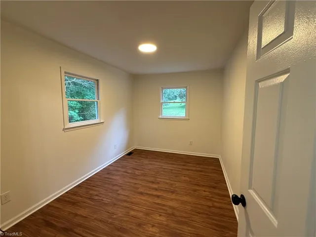 $1,600 | 411 Doak Street, Thomasville, NC 27360