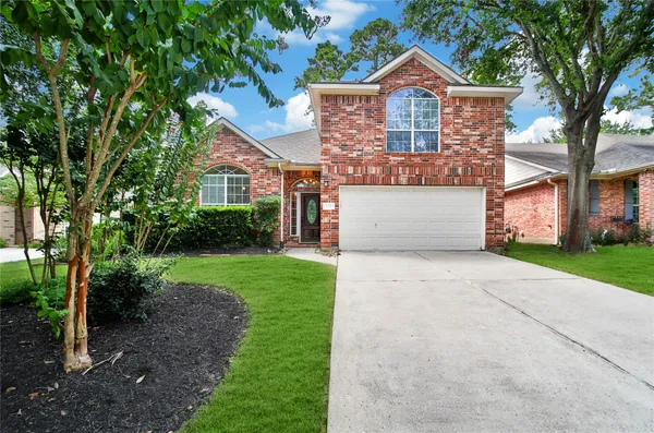 $485,000 | 159 South Queenscliff Circle, The Woodlands, TX 77382