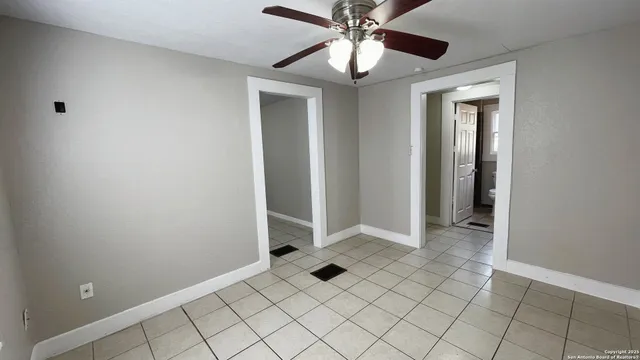$297,500 | 319 North Pine Street, San Antonio, TX 78202
