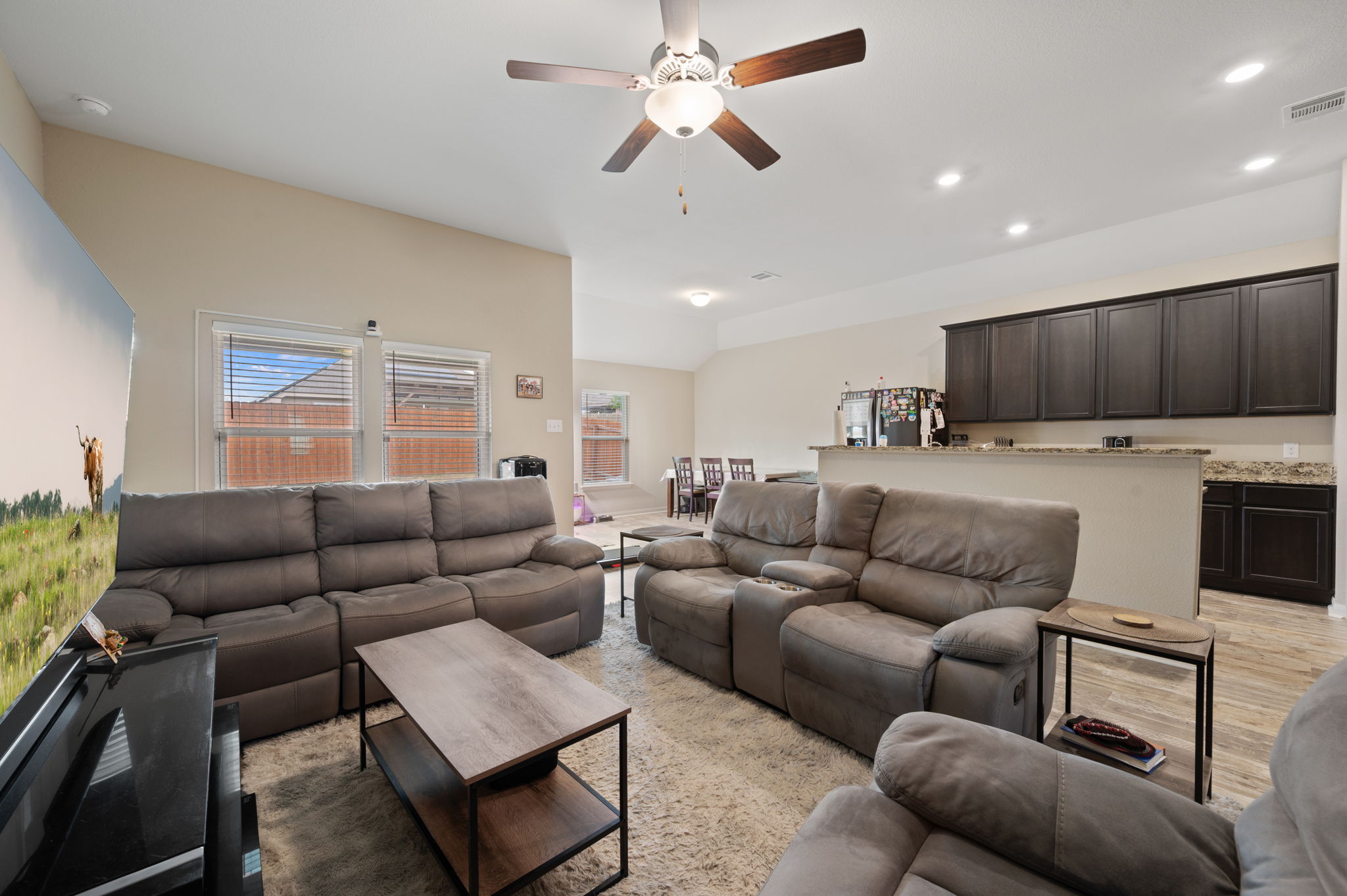 19601 Hubert R Humphrey Road Manor, TX 78653 - Photo 4 of 27