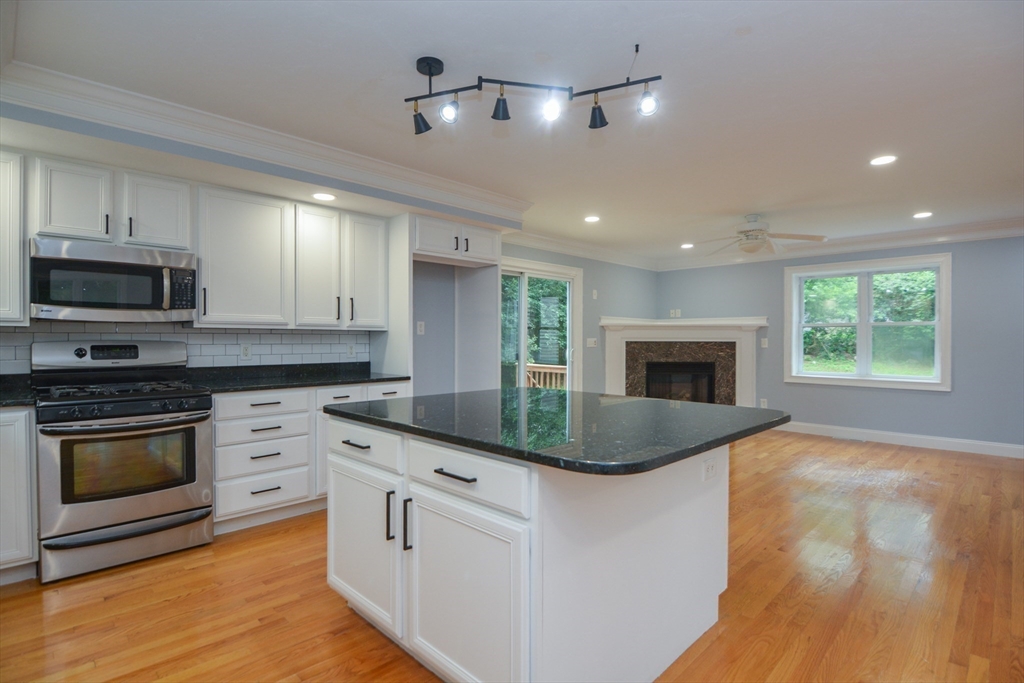 55 Old County Way Canton, MA 02021 - Photo 9 of 42