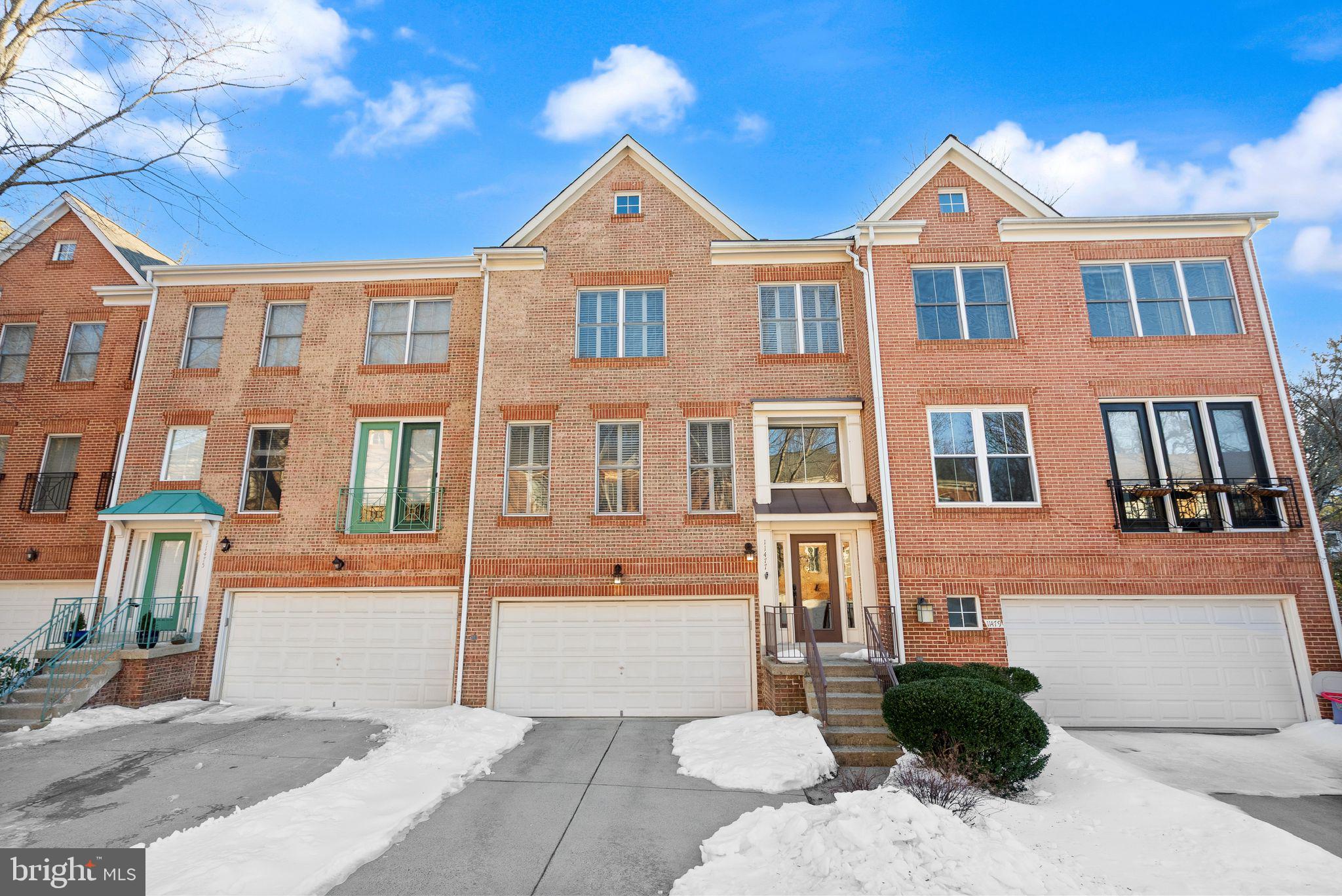 11477 Waterhaven Court Reston, VA 20190 - Photo 6 of 54 a front view of a house
