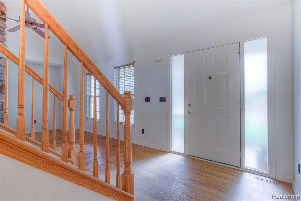 3930 Dunning Road Rochester Hills, MI 48309 - Photo 14 of 49