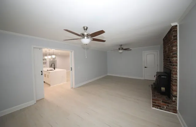 $2,850 | 121 Roberta Drive, Hendersonville, TN 37075