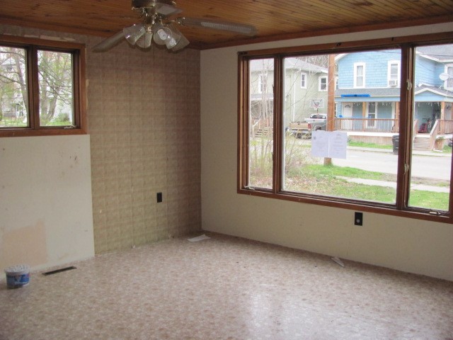 423 Loder Street Waverly, NY 14892 - Photo 9 of 18 Gallery Image 9