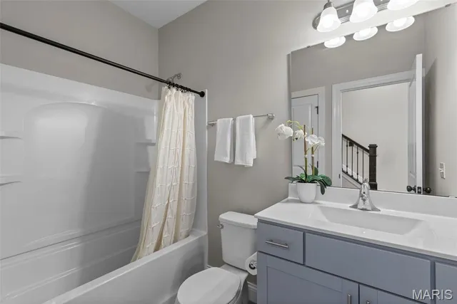 $685,000 | 11251 Talamore Circle, St. Louis, MO 63131