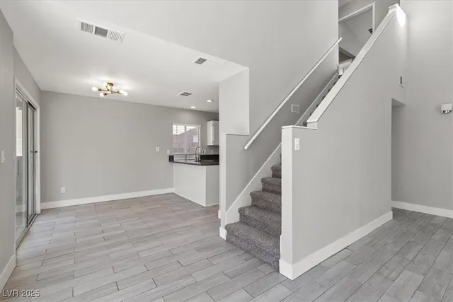 $2,195 | 1653 Autumn Rust Drive, Las Vegas, NV 89119