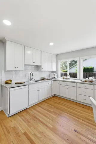 $2,398,000 | 901 Swan Street, Foster City, CA 94404