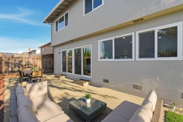 $2,398,000 | 901 Swan Street, Foster City, CA 94404