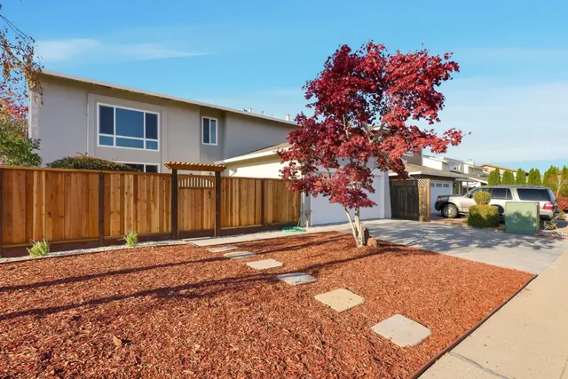 $2,398,000 | 901 Swan Street, Foster City, CA 94404