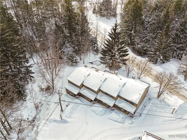 $485,000 | 11 Creekside, Ellicottville, NY 14731