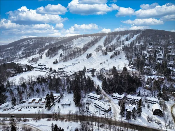 $459,000 | 11 Creekside, Ellicottville, NY 14731