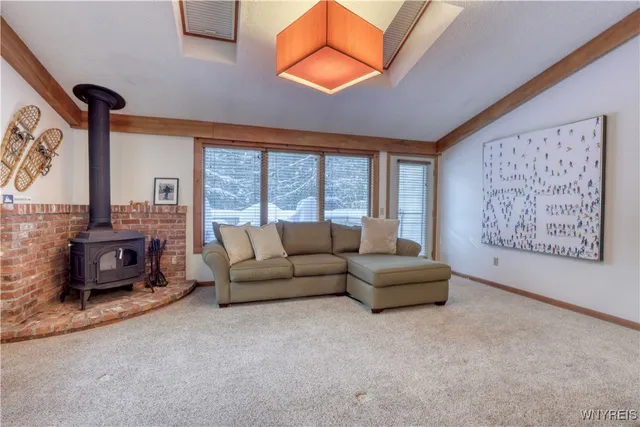 $485,000 | 11 Creekside, Ellicottville, NY 14731