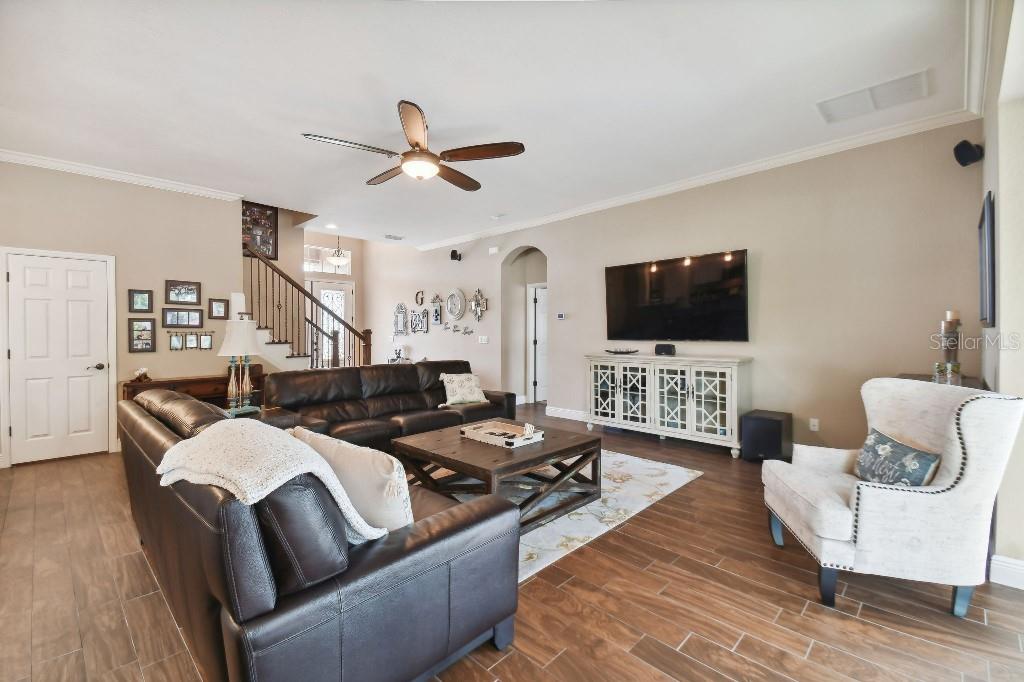 849 John Cressler Drive Seffner, FL 33584 - Photo 19 of 45 Gallery Image 19
