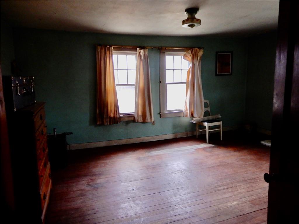 1364 Greenville Mercer Road Mercer, PA 16137 - Photo 14 of 25
