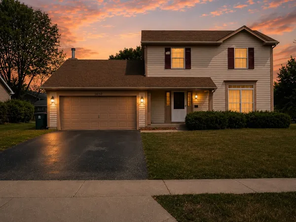 $399,900 | 1610 Hartley Drive, Algonquin, IL 60102