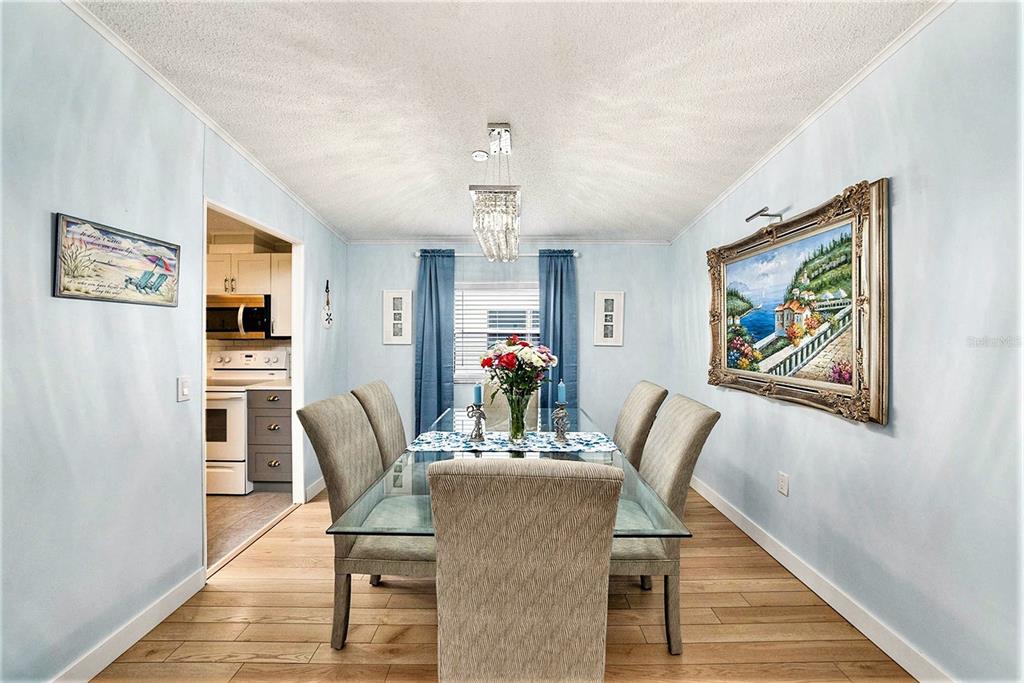 1001 Starkey Road, Unit 588 Largo, FL 33771 - Photo 10 of 23 Gallery Image 10