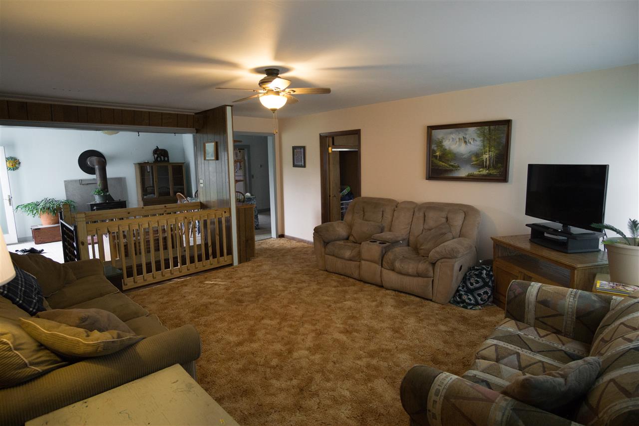 3553 East Long Lake Road Traverse City, MI 49685 - Photo 7 of 32 1834435-8.JPG